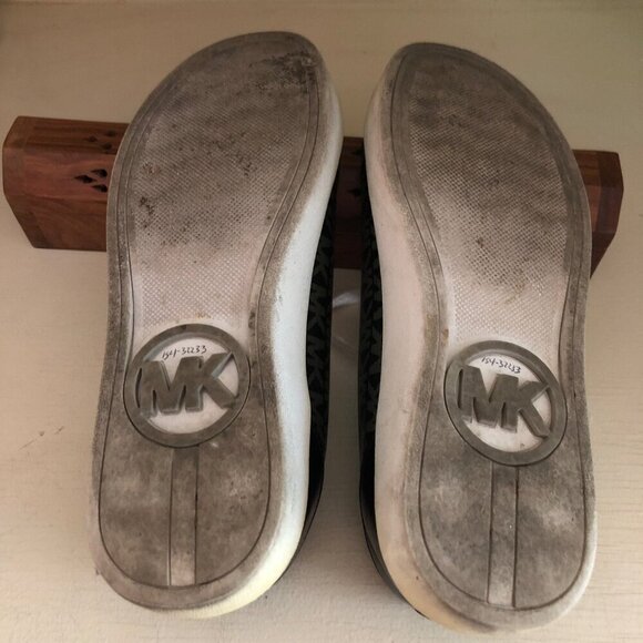 MICHAEL KORS Shoes Ivy Dee Ladies Size 5 Logo Print Sneaker - Picture 9 of 11